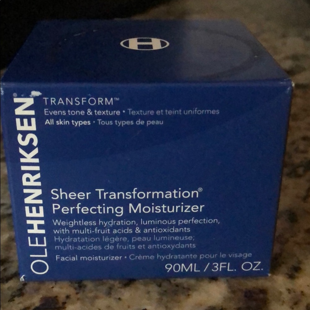 OLEHENRIKSEN Sheer Transformation Perfecting